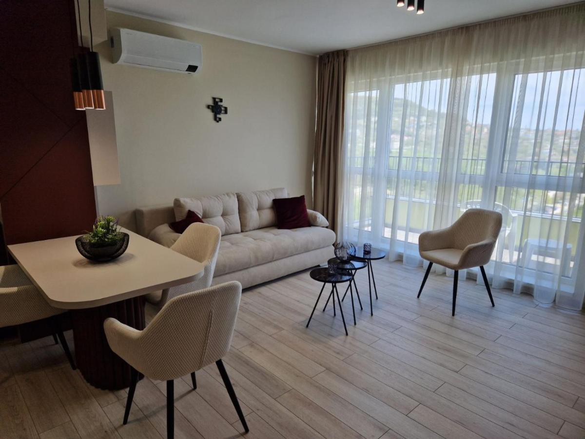 Papaya Apartments Varna Esterno foto