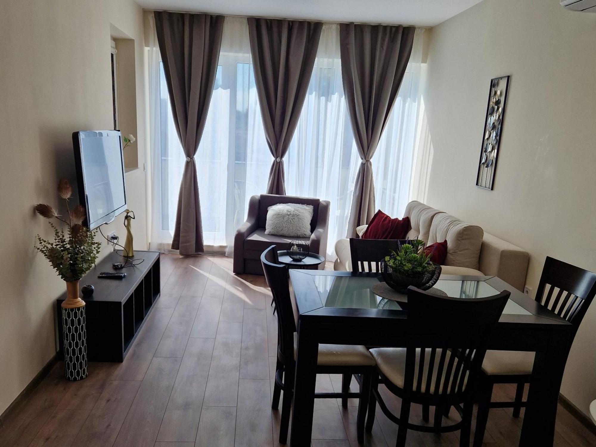 Papaya Apartments Varna Esterno foto